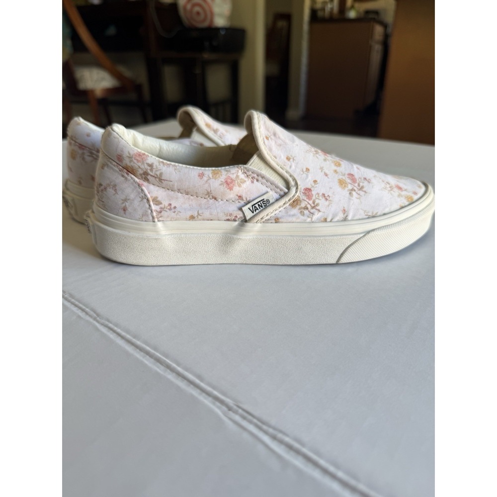 Vans Classic Slip-On Floral Shoes Women's 7 Pink Rose Canvas Sneakers